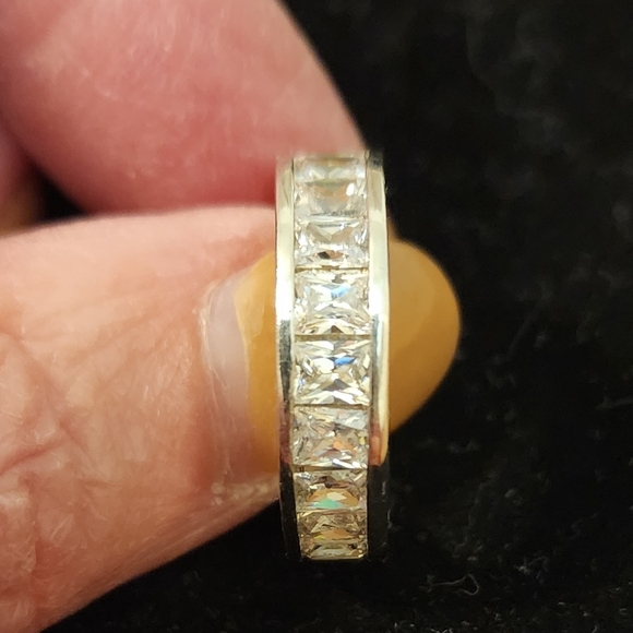 Freida Rothman Sterling Silver With Cubic Zirconia Band/Ring FAS 925 Size 6 - Picture 3 of 5